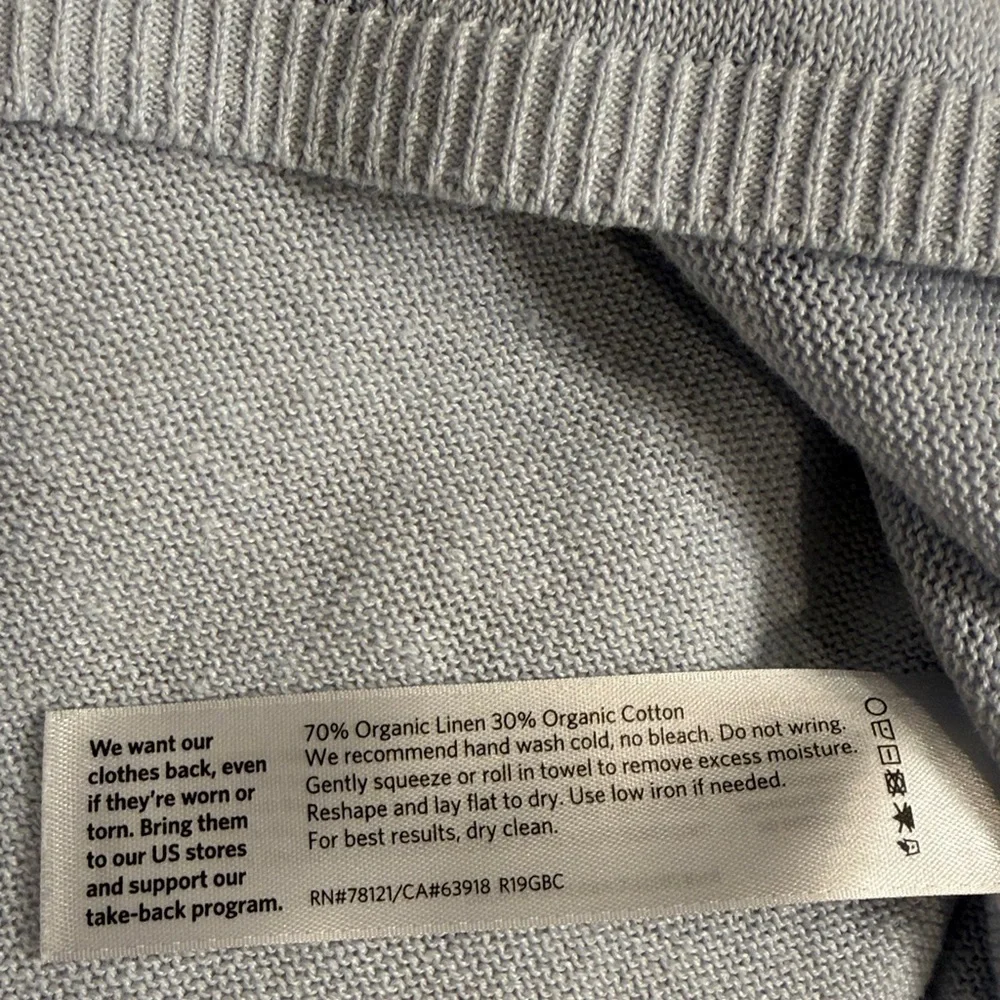 Eileen Fisher organic linen/cotton lightweight sweater side slits pale blue L